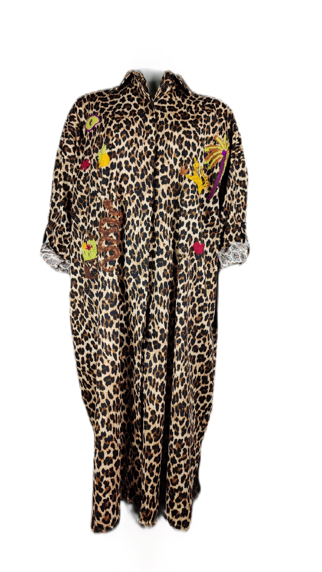 Oversize skjortekjole i 100% bomuld – Leopard med broderi
