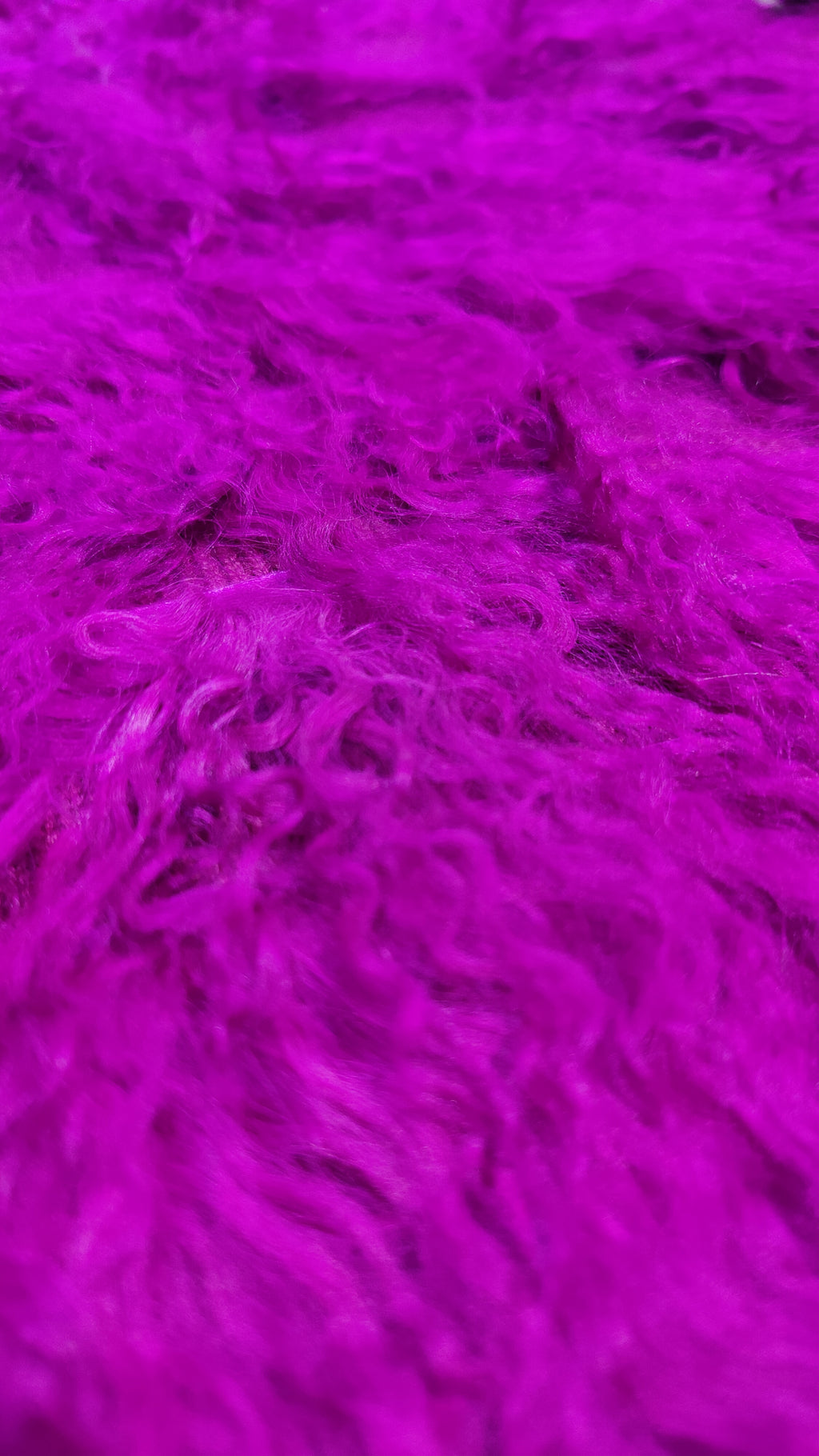 Pelskrave fra tibetansk får - fuchsia