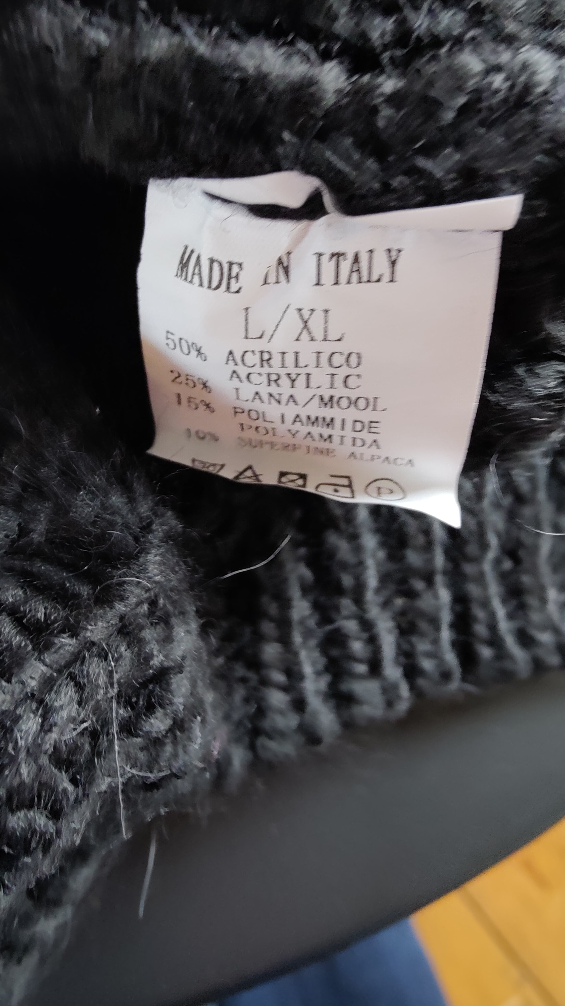 Chunky Sort Strikbluse – MBA Made by Andersen