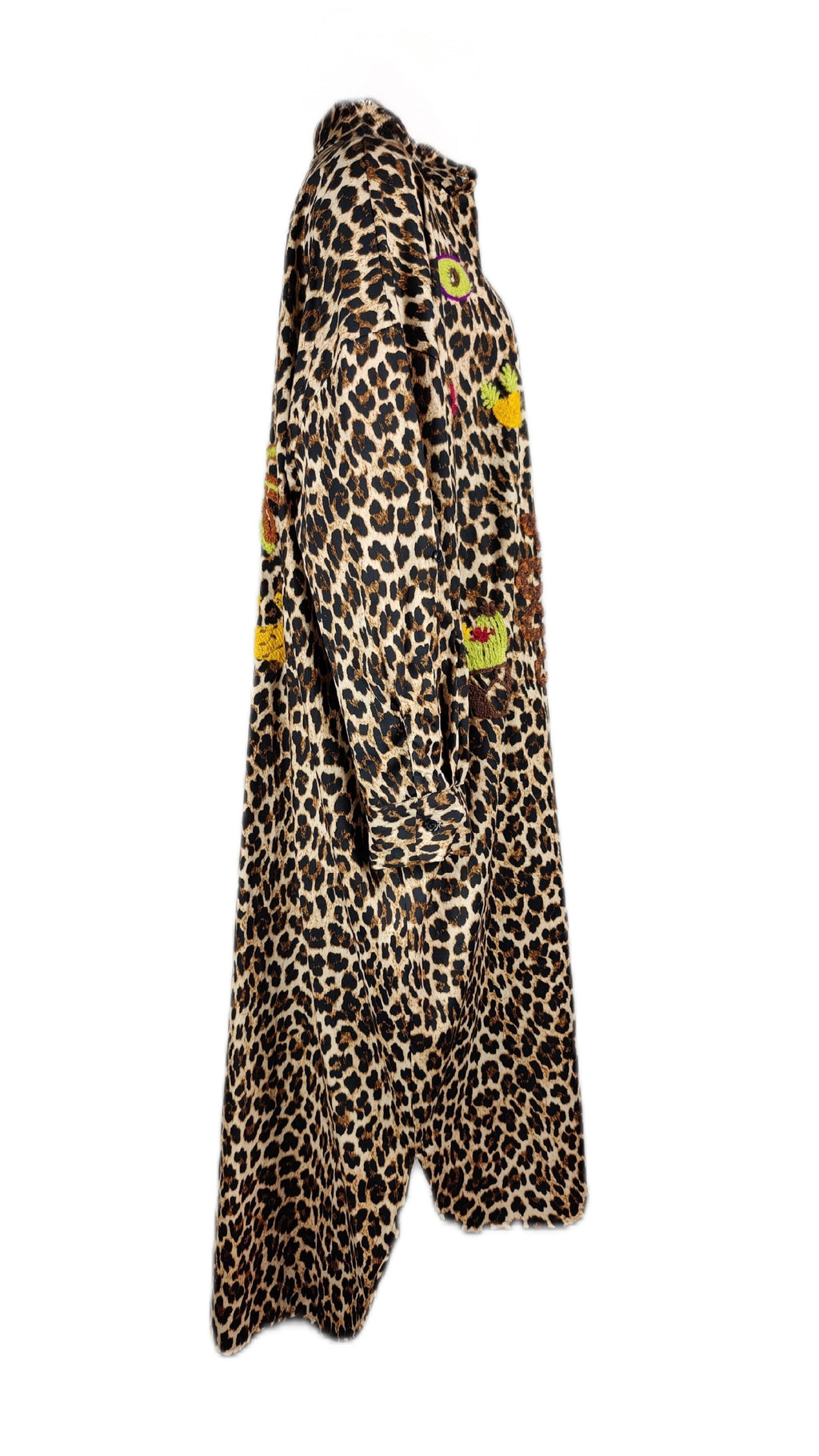 Oversize skjortekjole i 100% bomuld – Leopard med broderi