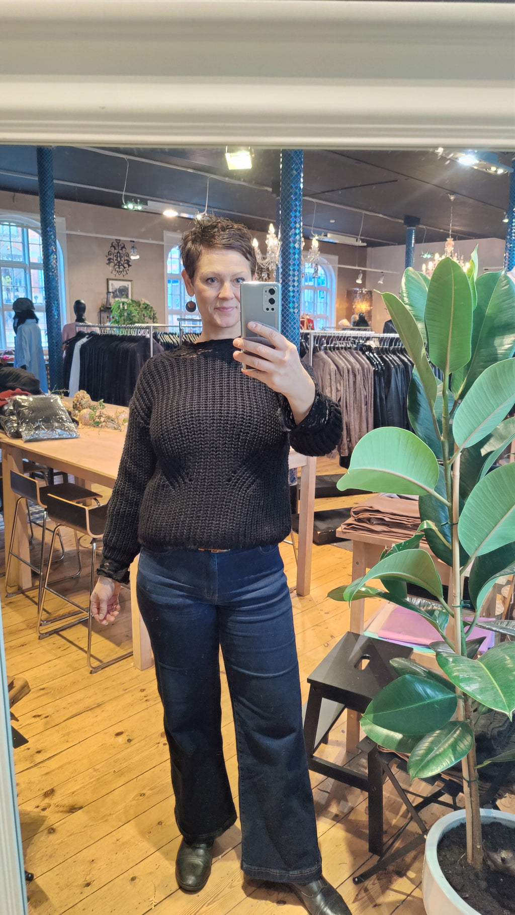 Chunky Sort Strikbluse – MBA Made by Andersen