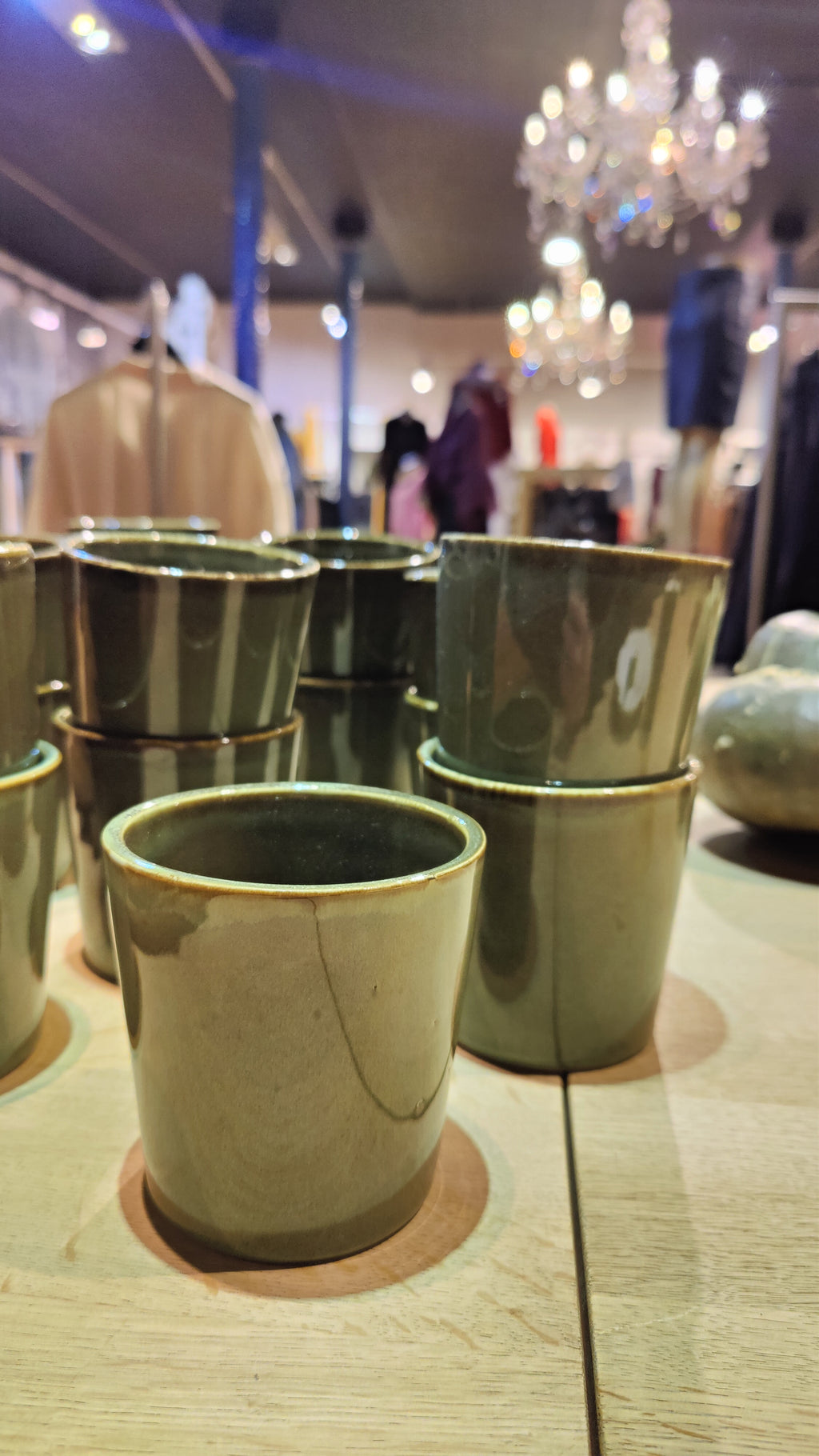 Krus i stentøj – Håndlavet italiensk design fra Arezzo, Toscana (330 ml)