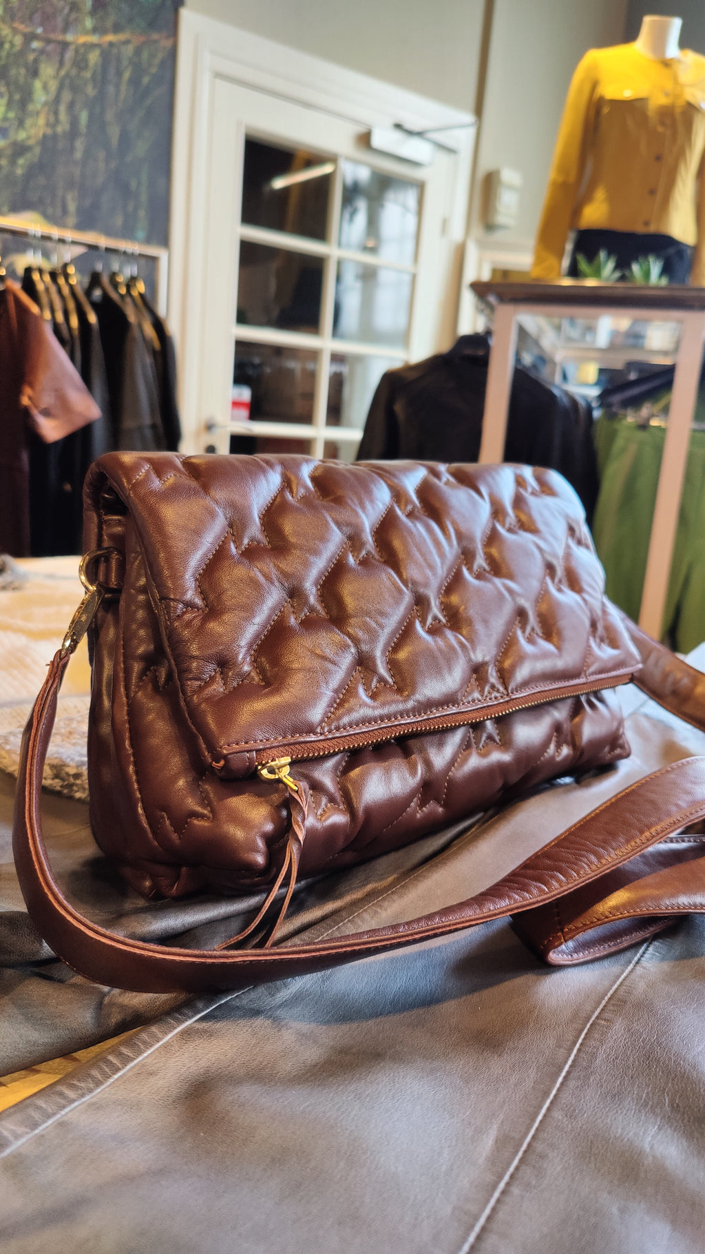 Quiltet crossbody-taske i blødt lammeskind